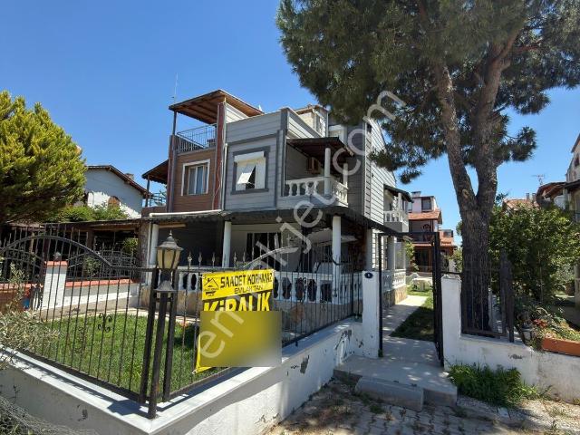Dikili, İzmir içerisinde kiralık Villa