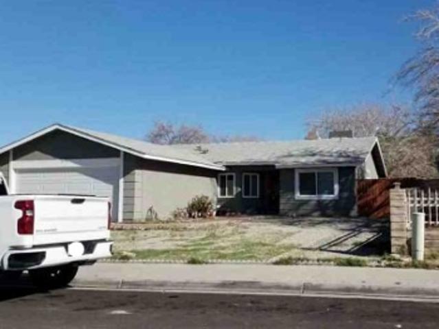 House for sale in Palmdale, California