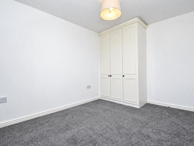 Apartment for rent in Horbury Bridge, West Yorkshire