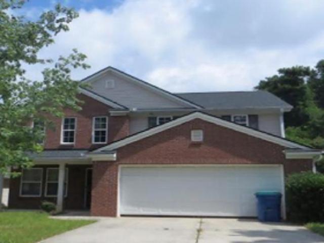House for sale in Red Oak, Georgia