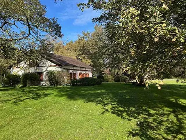 Maison vente à Mont-de-Marsan, Sabres