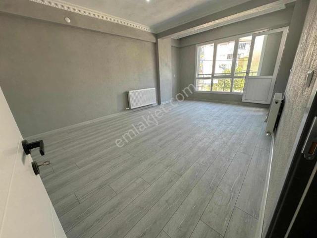 Cuma, Soma içerisinde kiralık mülk