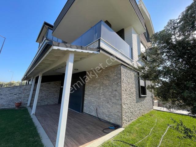 Edremit, Balikesir içerisinde satılık Villa