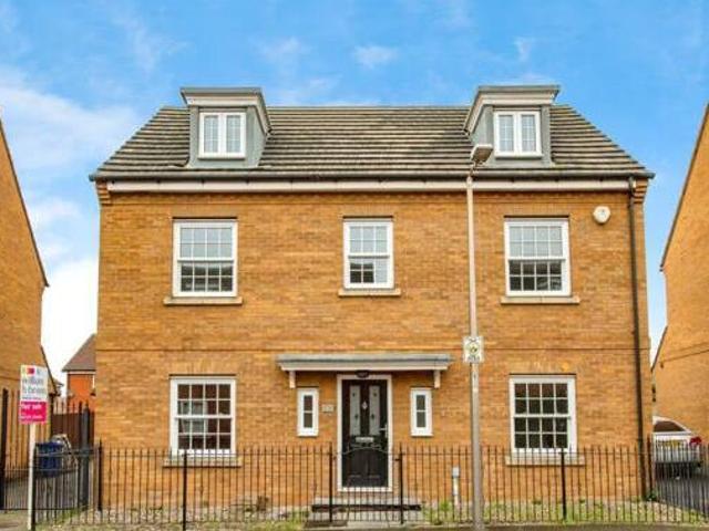 House for sale in Badgers Dene, Grays