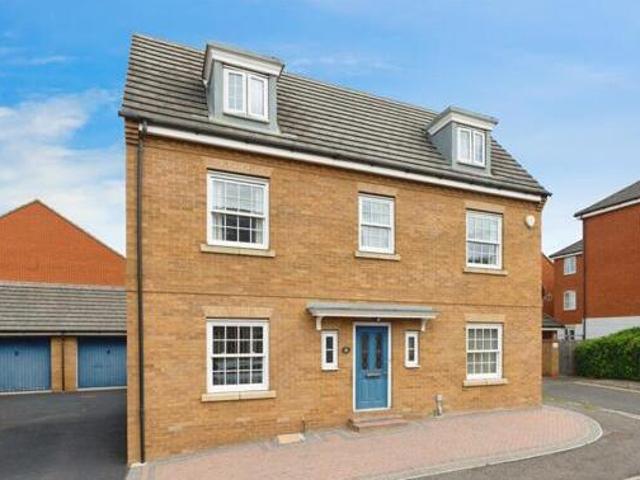 House for sale in Badgers Dene, Grays