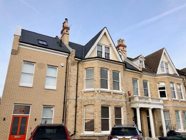 Apartment for rent in Aldrington