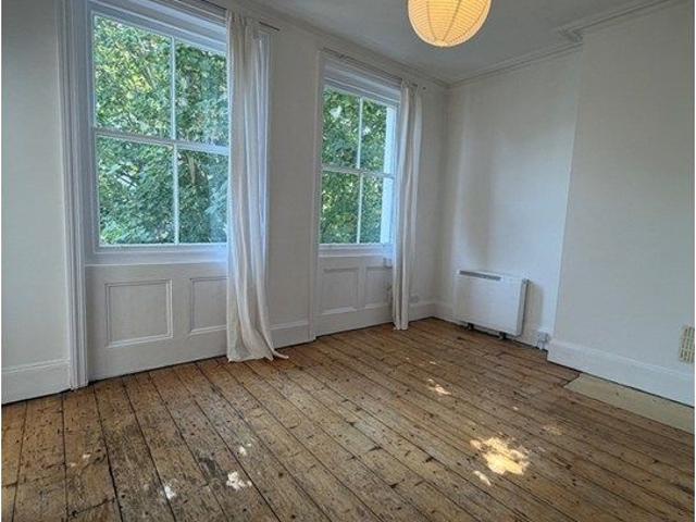 Apartment for rent in Aldrington