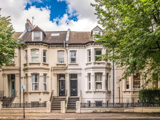 Apartment for rent in Aldrington