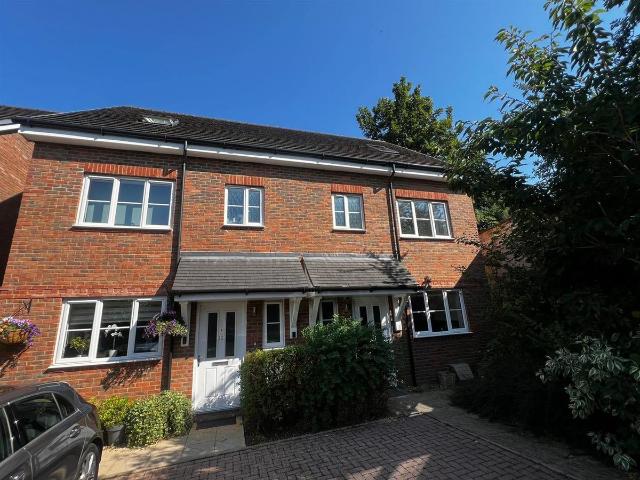House for rent in Spring Park, Luton