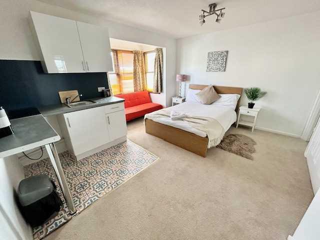 Apartment for rent in Aldrington