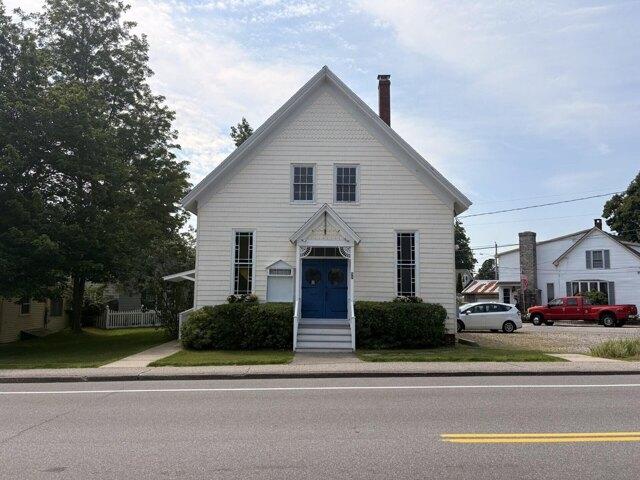 House for sale in Maine