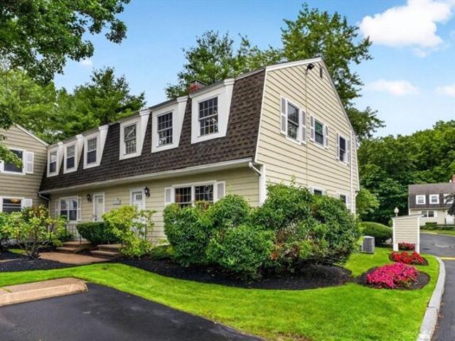 Condo for sale in Auburndale, Massachusetts