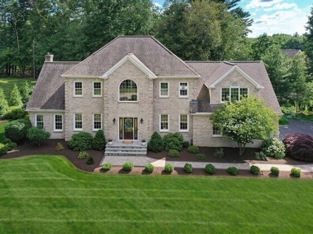 House for sale in Holliston, Massachusetts