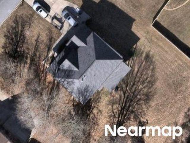 House for sale in Saddlebrook, Moore