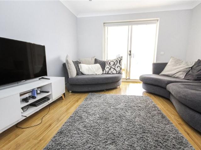 House for rent in Ashford Common, Spelthorne