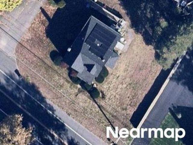 House for sale in Ellington