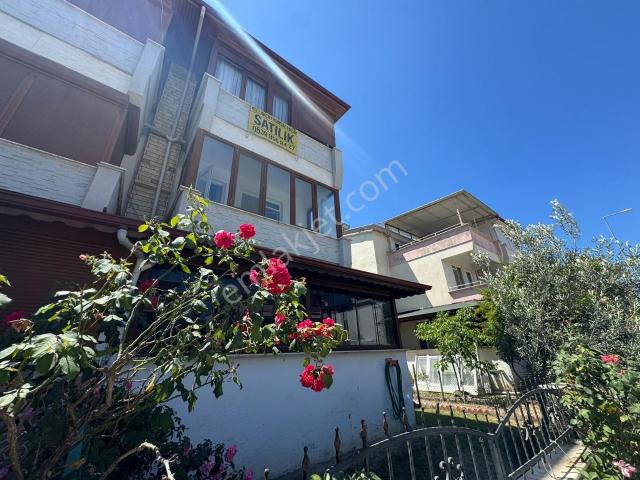 Edremit, Balikesir içerisinde satılık Villa