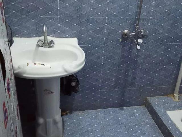 House for sale in علی آباد, لاہور ڈویژن
