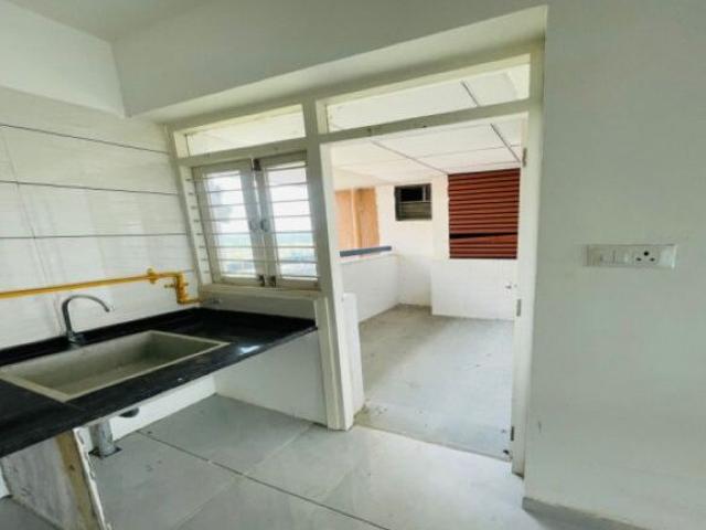 Flat for sale in Ahmadabad, Gujarat