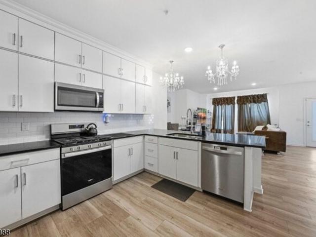 Condo for sale in Union, New Jersey