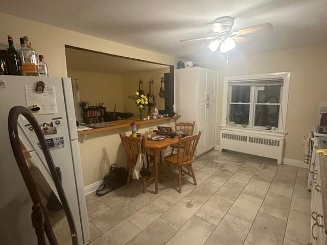 Apartment for rent in Kingston