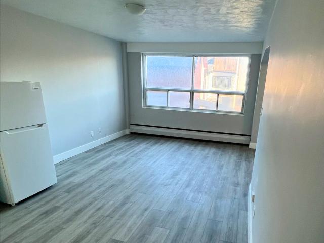Apartment for rent in Mulhurst Bay, Ontario