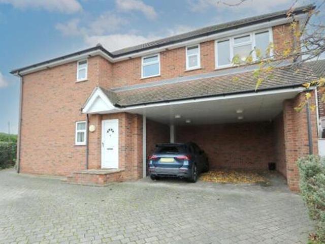 House for sale in Essex