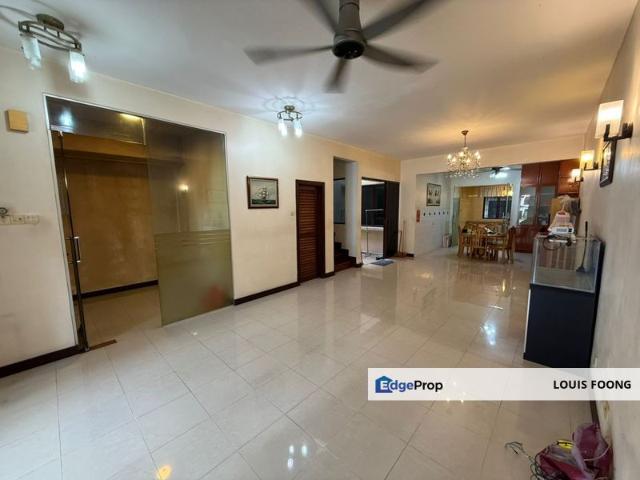 House for sale in Country Heights Damansara, Kuala Lumpur