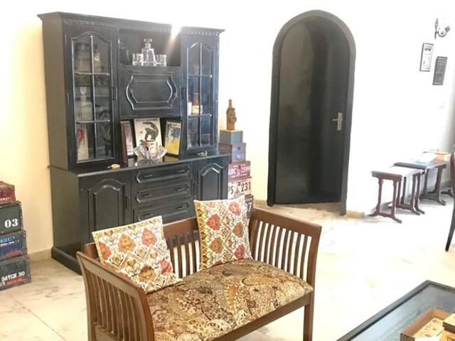 Property for rent in Deri