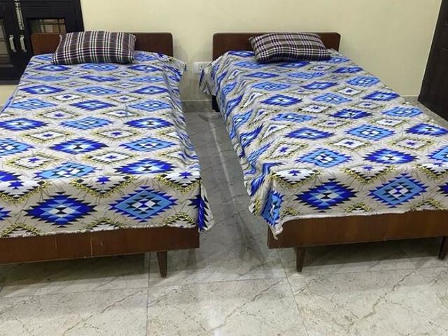 Property for rent in Deri