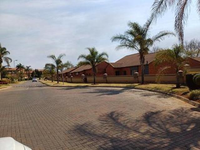Apartment for sale in Heuweloord, Gauteng