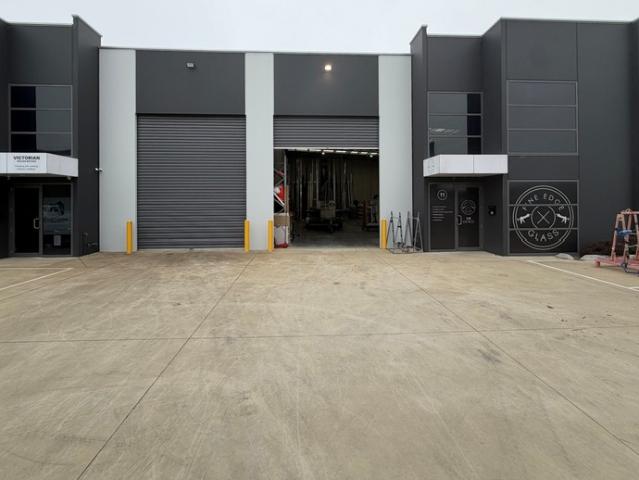 Warehouse for rent in Southeast Business Park, Melbourne