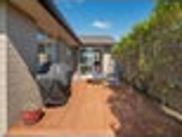 Apartment for sale in Waterview Estate, Ōmokoroa