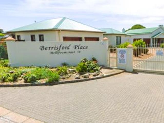 House for sale in Groot Brak Rivier, Western Cape