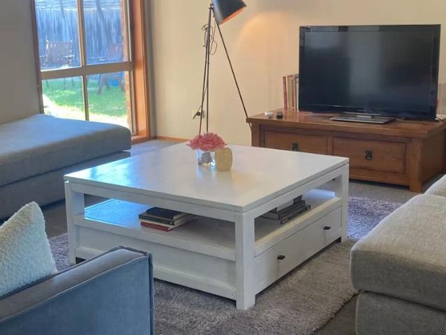 Room for rent in Camerons Creek, Victoria