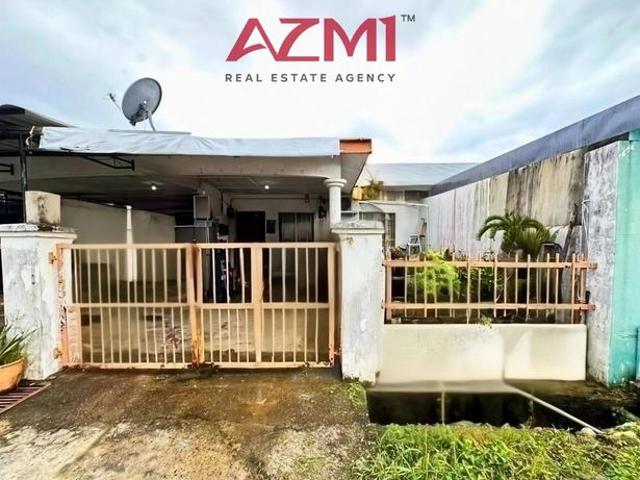 Terraced House for sale in Long Miri, Sarawak