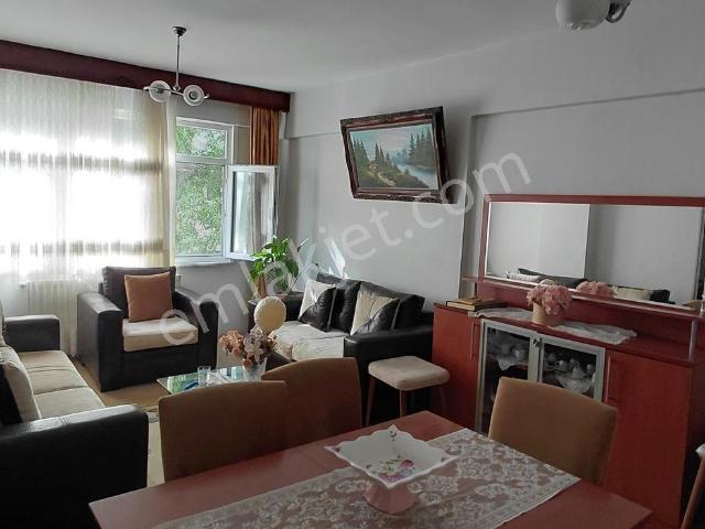 Osmaniye Mahallesi, Bakırköy içerisinde satılık mülk