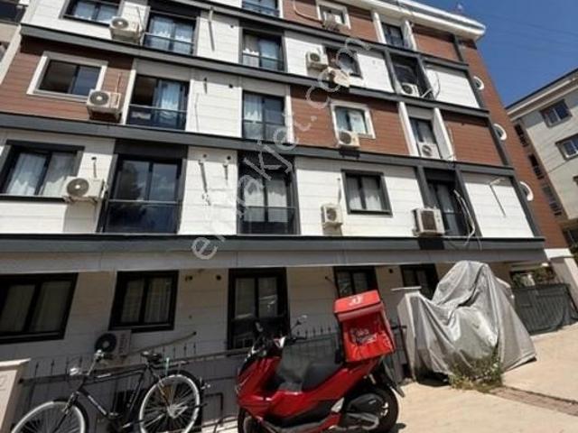 Atatürk Mahallesi, Buca içerisinde kiralık mülk