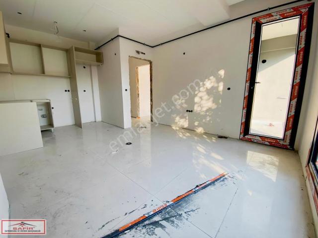Buca, İzmir içerisinde satılık mülk
