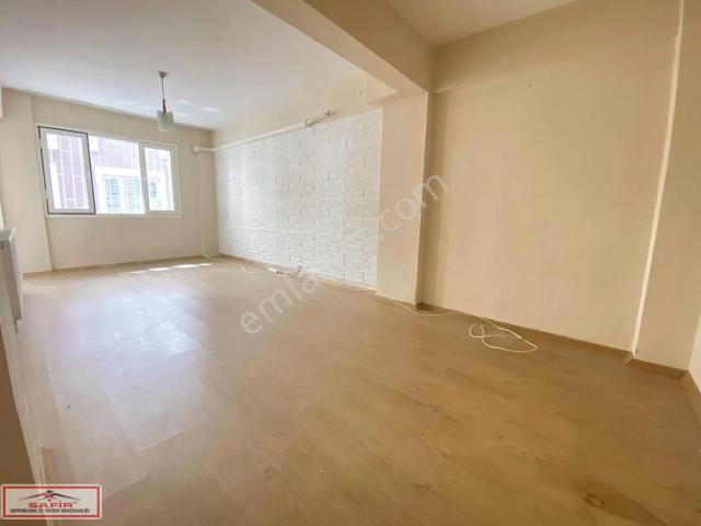 Karabağlar, İzmir içerisinde kiralık mülk