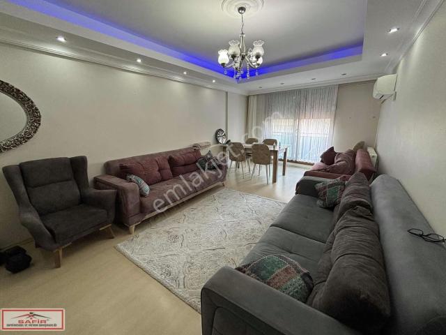 Buca, İzmir içerisinde satılık mülk