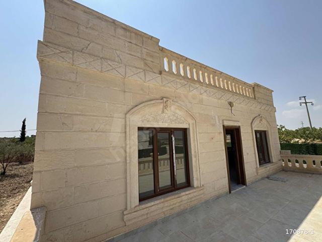 Şanliurfa içerisinde satılık Villa