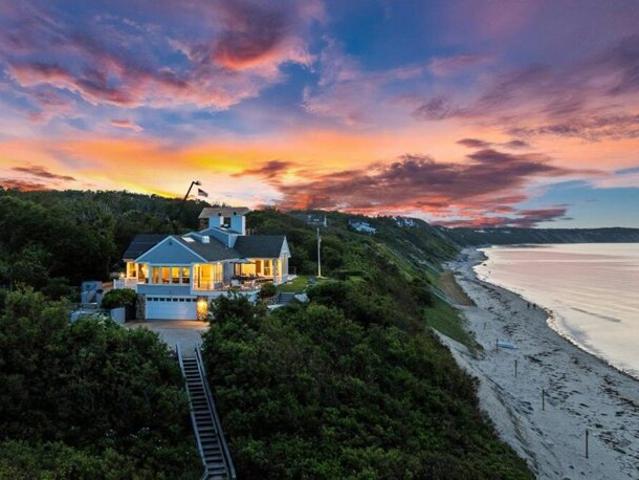 House for sale in Cataumet, Massachusetts