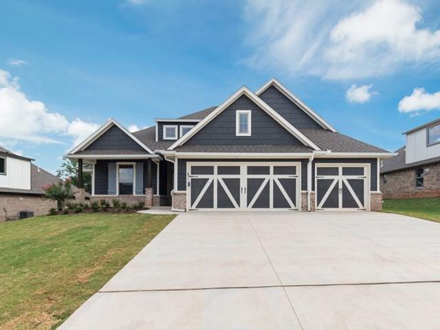 House for sale in Yukon, Canadian County