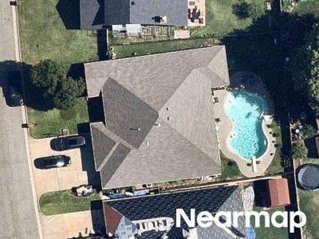 House for sale in Oklahoma City, Canadian County