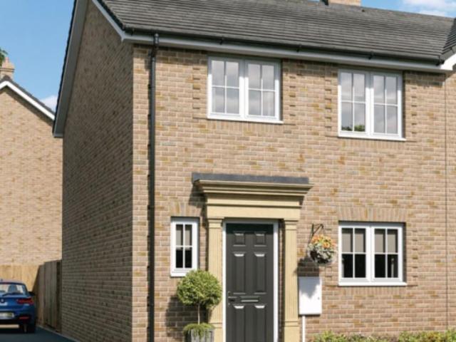 Property for sale in Orchards Green, Barway