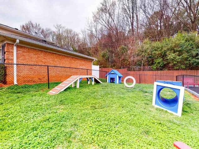 Apartment for rent in Mecklenburg, North Carolina