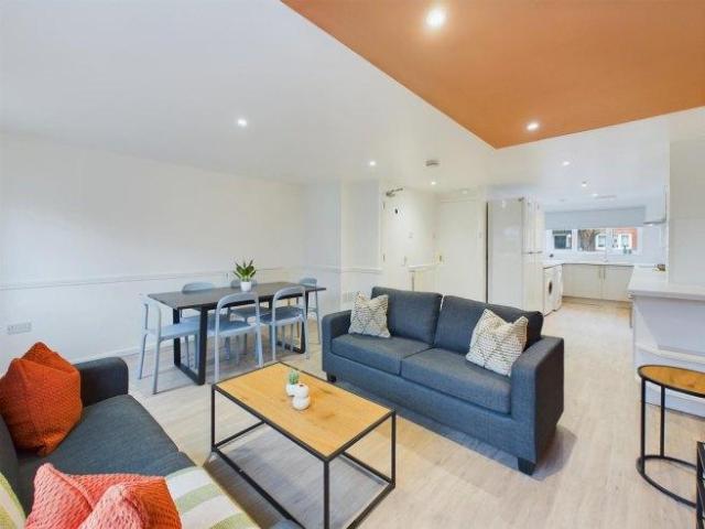 House for rent in Bede Island, Old Wharf
