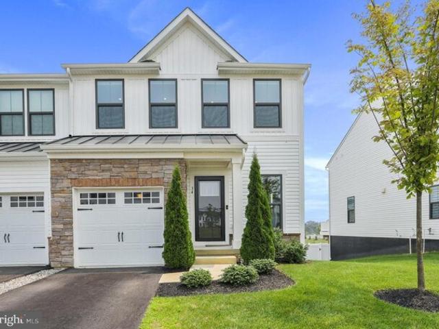 House for sale in Mount Laurel, New Jersey