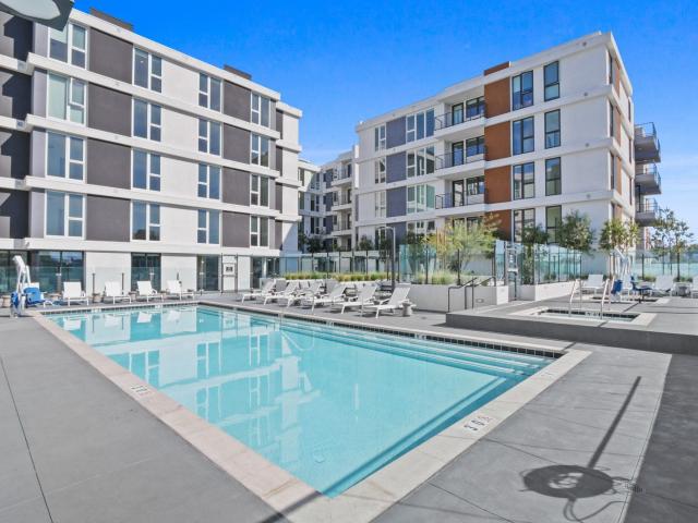 Apartment for rent in Canoga Park, California